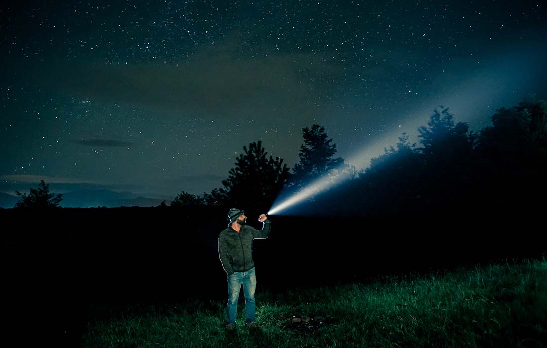 Lanterna SupFire C8-H, 15W, LED, 1500 lm, 4000 mAh, 5 moduri, rezistenta la apa, incarcare USB, Negru 1 Lerato.ro