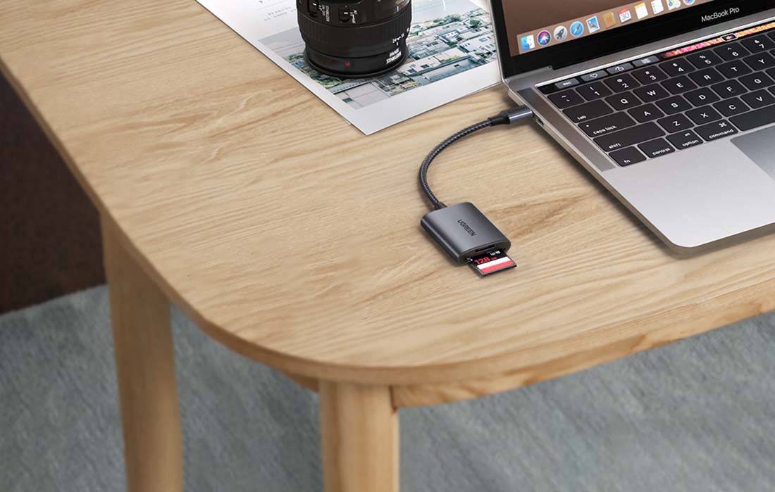 Cititor de carduri UGREEN CM401, USB-C / USB-A, 5 Gbps 4TB, Spatiu de stocare 3 carduri de memorie, 2x SD, 1x microSD, Gri 1 Lerato.ro