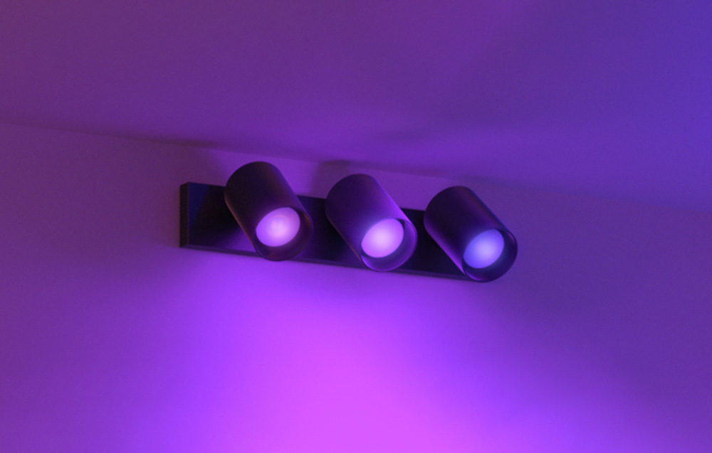 Corp de iluminat Yeelight Spotlight YLDDL-0083, 60W, 1050lm, 2700-6500K, Wi-Fi, 15000h, 3 becuri, Negru 1 Lerato.ro